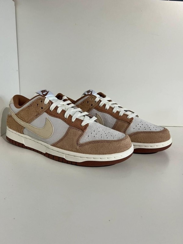 Nike dunk low medium curry 2
