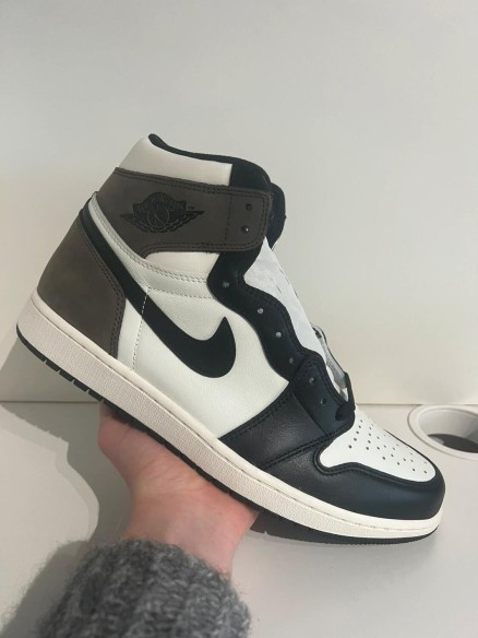 Nike air jordan 1 high dark mocha