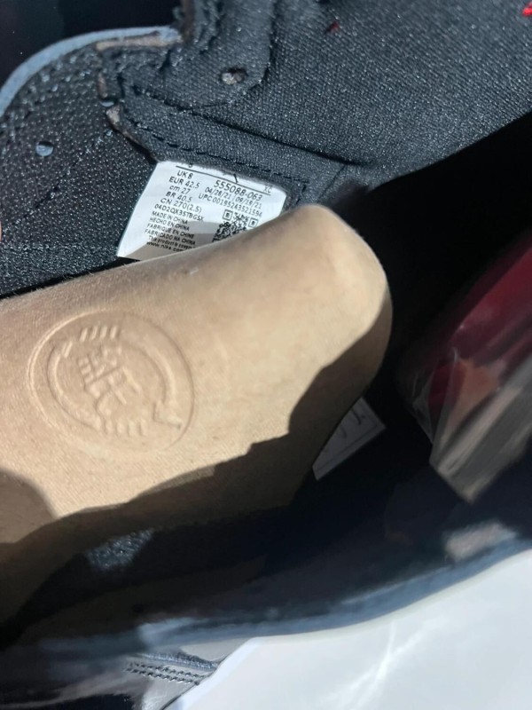 Nike air jordan 1 high patent bred 2