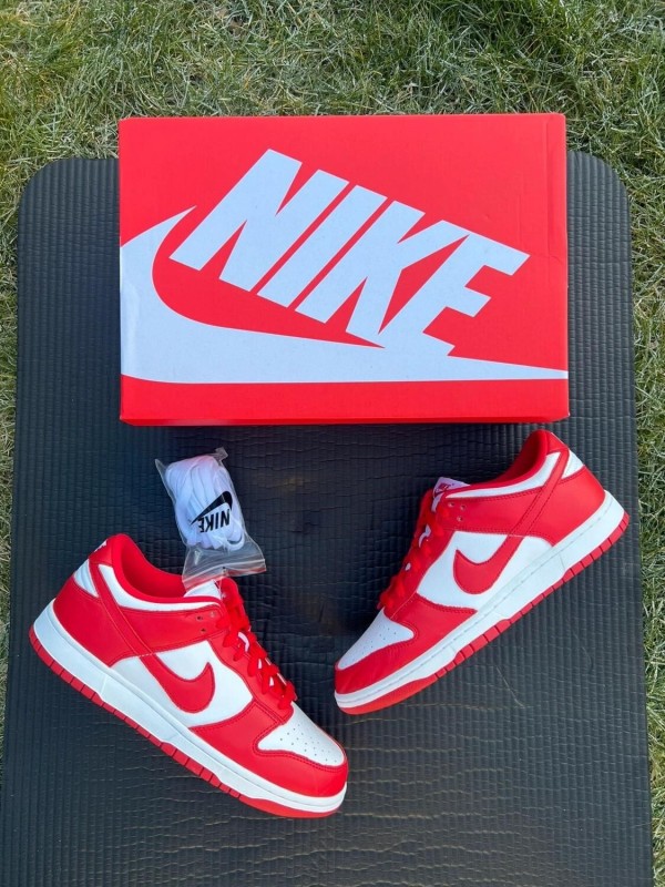 Nike dunk low St Johns (University red)