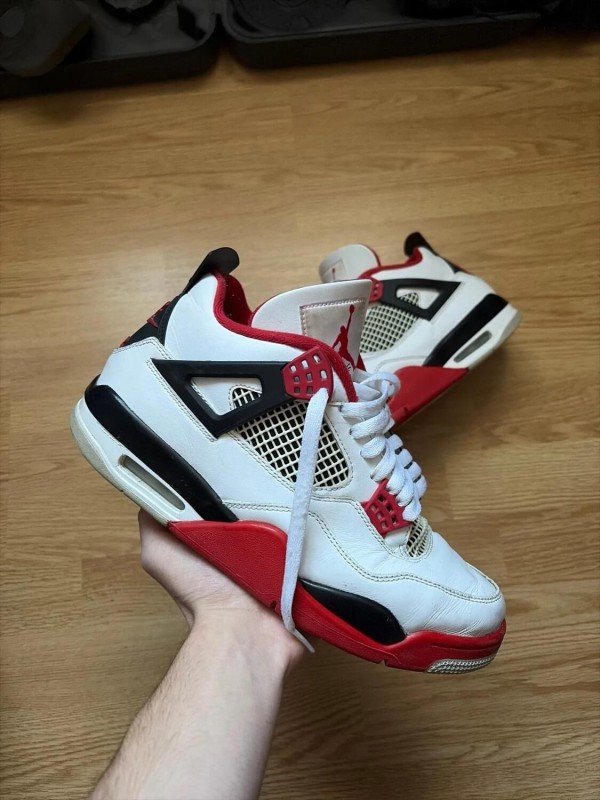 Nike air jordan 4 fire red