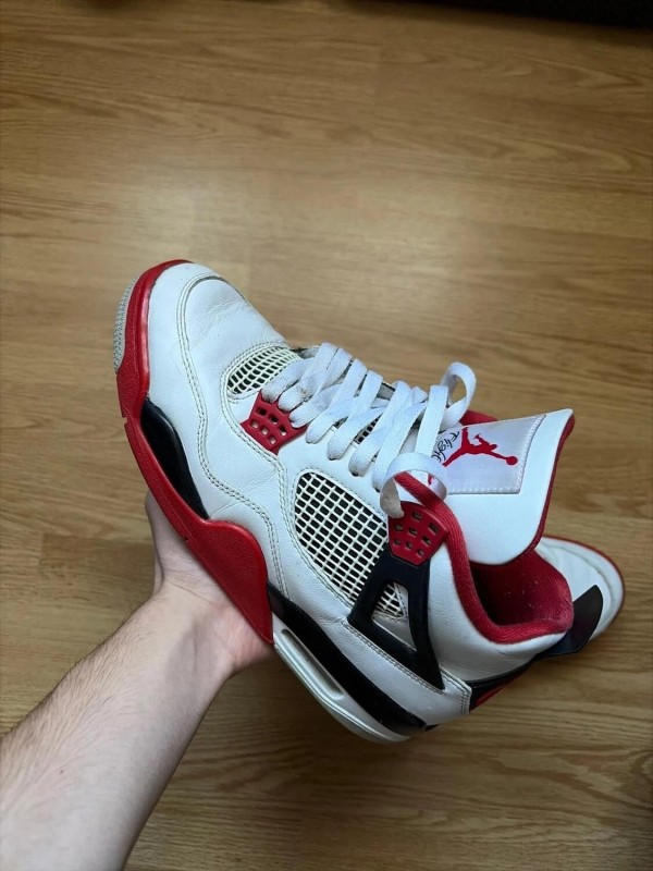 Nike air jordan 4 fire red 2
