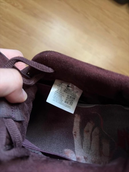 Nike sb city of love burgundy