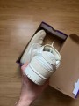 Nike sb city of love beige