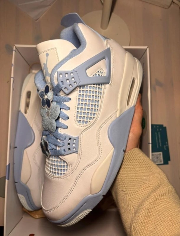 Jordan 4 Forget me not taille 44