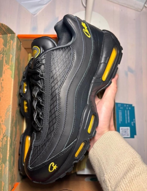 Nike air max 95 corteiz honey noir taille 44