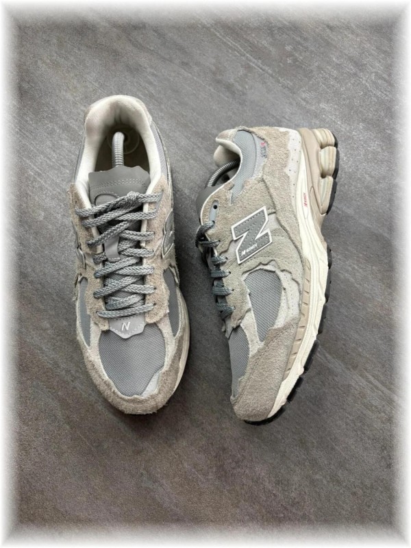 New balance 2002r protection pack grey / taille 44,5