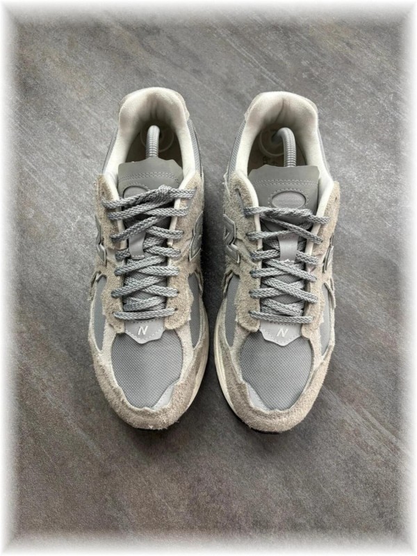 New balance 2002r protection pack grey / taille 44,5 2