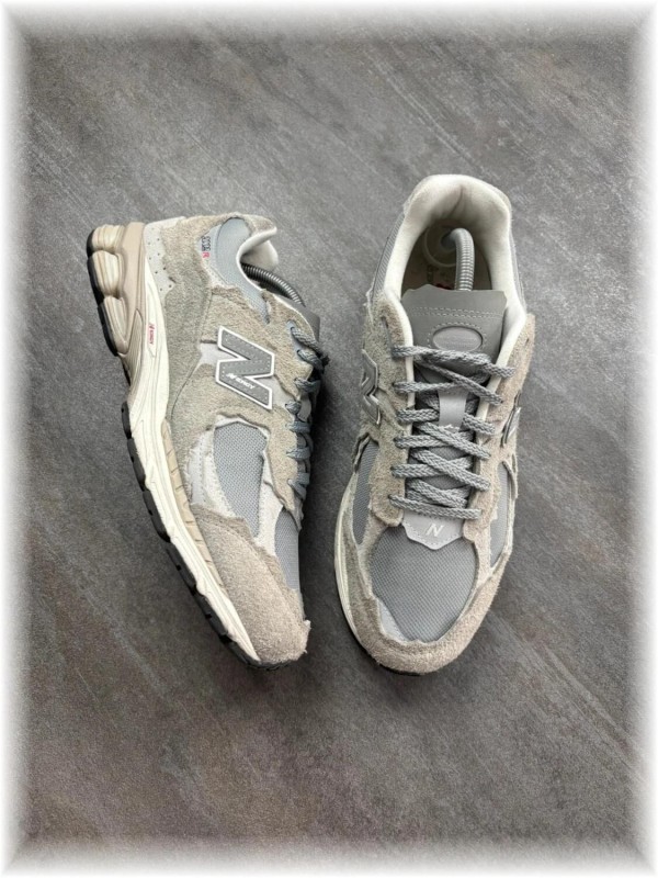 New balance 2002r protection pack grey / taille 44,5 2