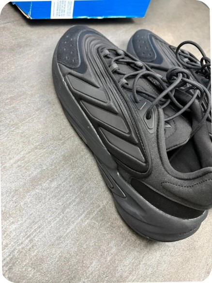 Adidas ozelia black - taille 46 2/3