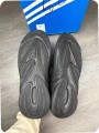 Adidas ozelia black - taille 46 2/3