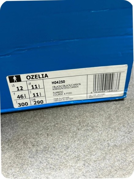 Adidas ozelia black - taille 46 2/3