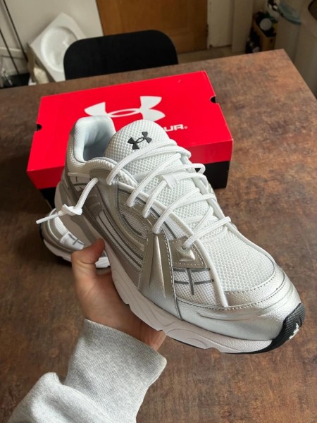 Under Armour UA Sola 'Metallic Silver' 46 - New