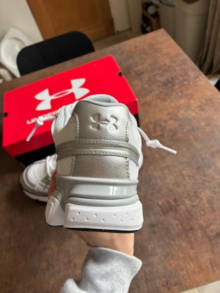 Under Armour UA Sola 'Metallic Silver' 46 - New