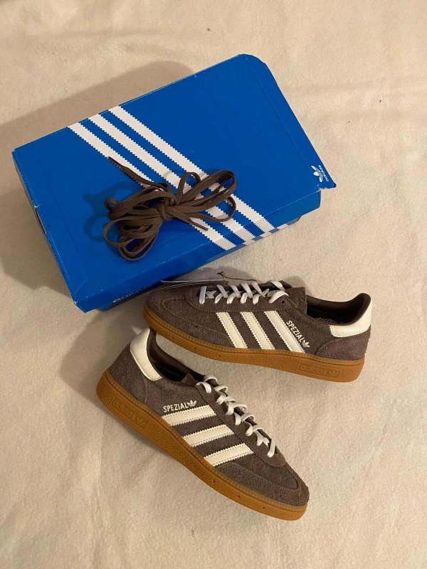 adidas handball earth strata brown white / marron blanc
