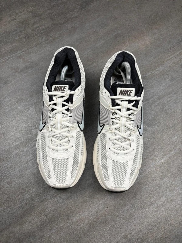Nike air zoom vomero 5 'Phatom' - taille 44 2