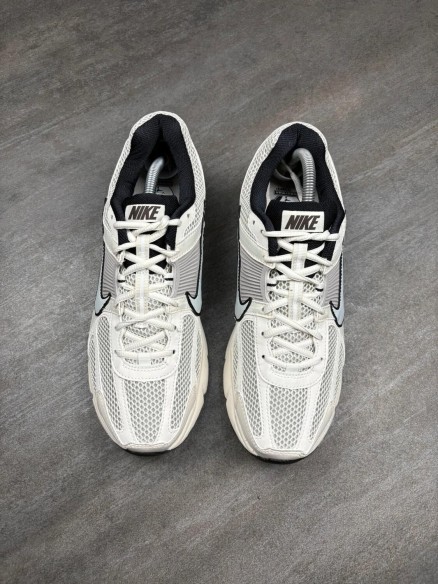 Nike air zoom vomero 5 'Phatom' - taille 44