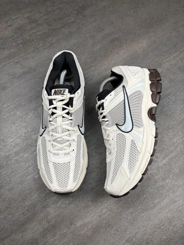 Nike air zoom vomero 5 'Phatom' - taille 44 2