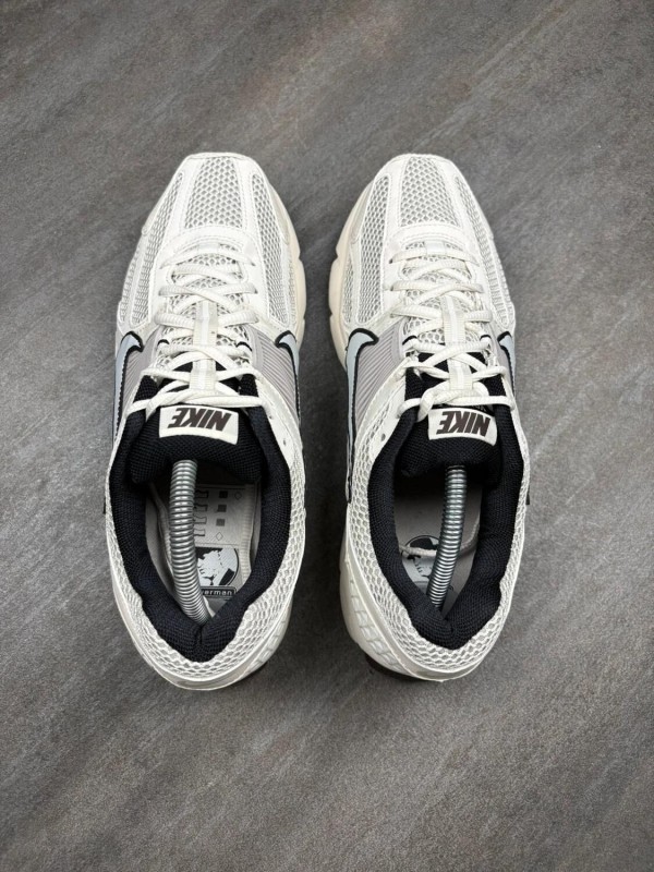 Nike air zoom vomero 5 'Phatom' - taille 44 2