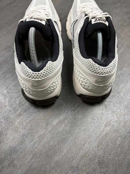 Nike air zoom vomero 5 'Phatom' - taille 44