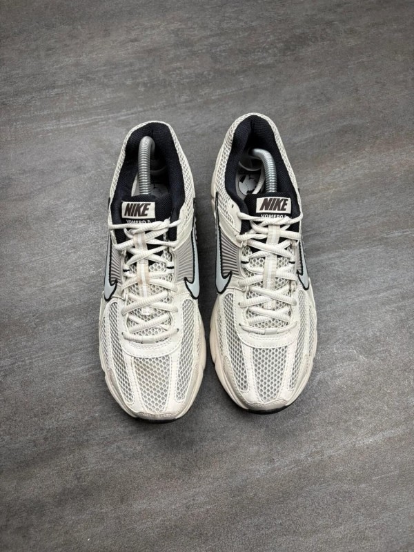 Nike air zoom vomero 5 'Phantom' - taille 42 2