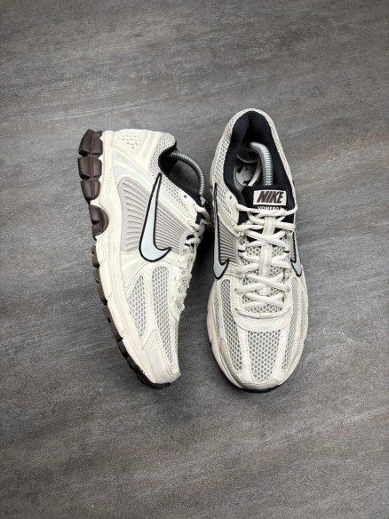 Nike air zoom vomero 5 'Phantom' - taille 42