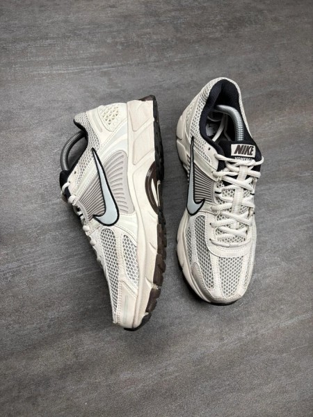 Nike air zoom vomero 5 'Phantom' - taille 42