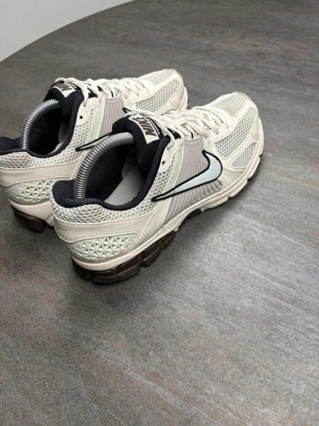 Nike air zoom vomero 5 'Phantom' - taille 42