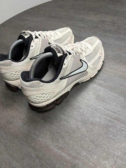 Nike air zoom vomero 5 'Phantom' - taille 42