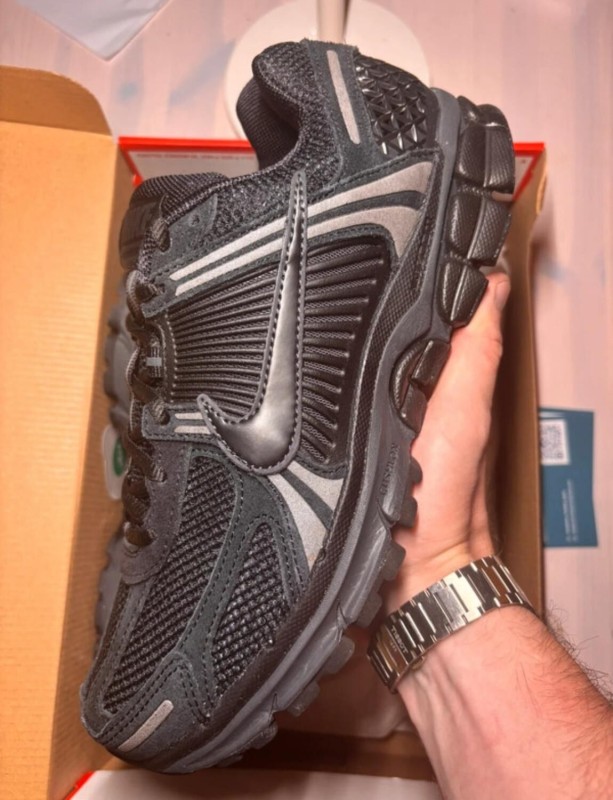 Nike Vomero 5 black anthracite taille 42,5