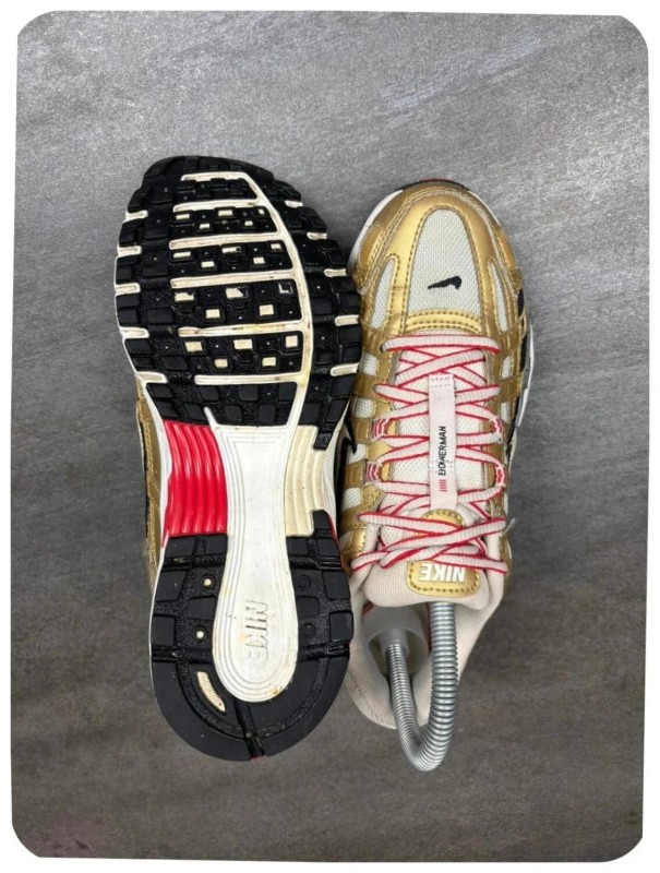 Nike p-6000 doré ( taille 36 ) 2