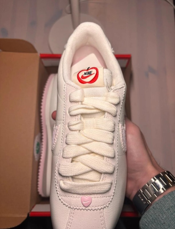 Nike Corteiz Valentines days 2025 taille 37,5 2