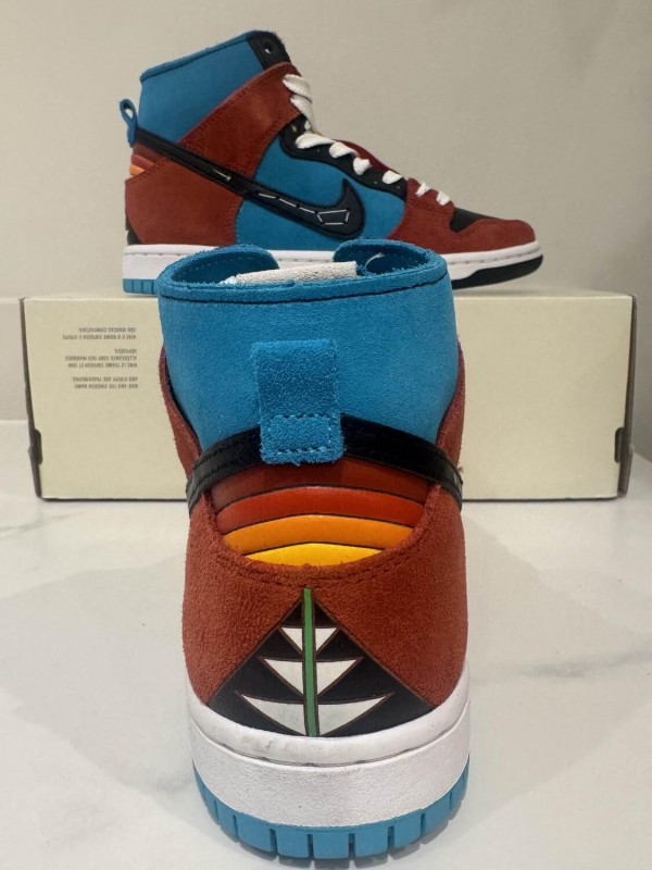 📢 À vendre : Nike SB Dunk High Di’orr Greenwood Navajo Arts (FQ1775-400) 2