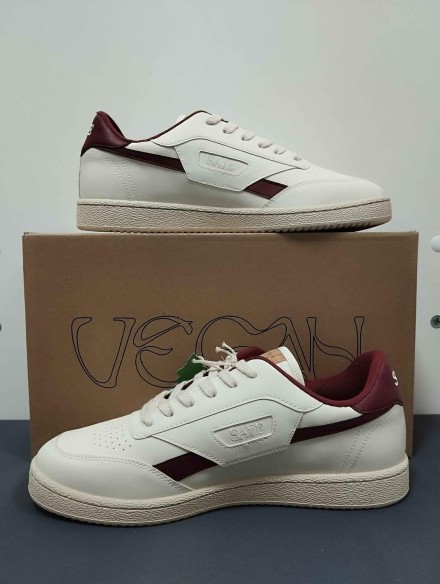 basket saye taille 43