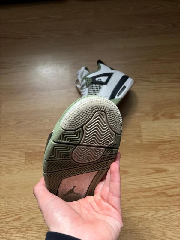 Nike air jordan 4 seafoam 2