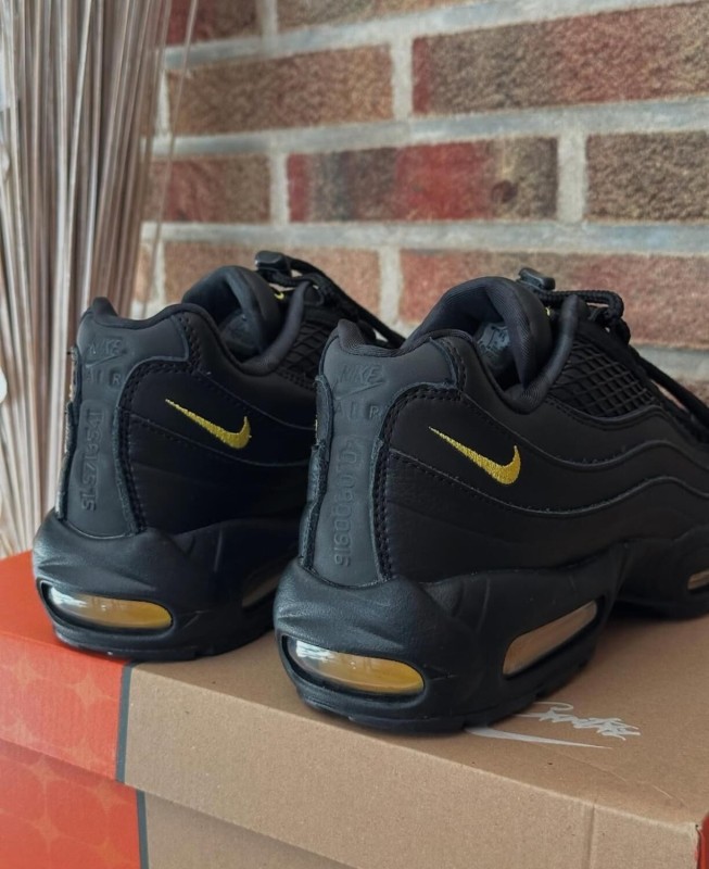 Nike Air Max 95 Corteiz Honey Black 2