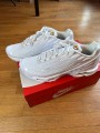 Nike air max plus TN blanche tuned air sneakers triple white taille 44 - neuve