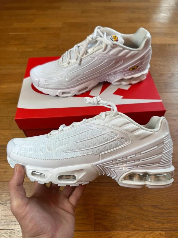 Nike air max plus TN blanche tuned air sneakers triple white taille 44 - neuve 2
