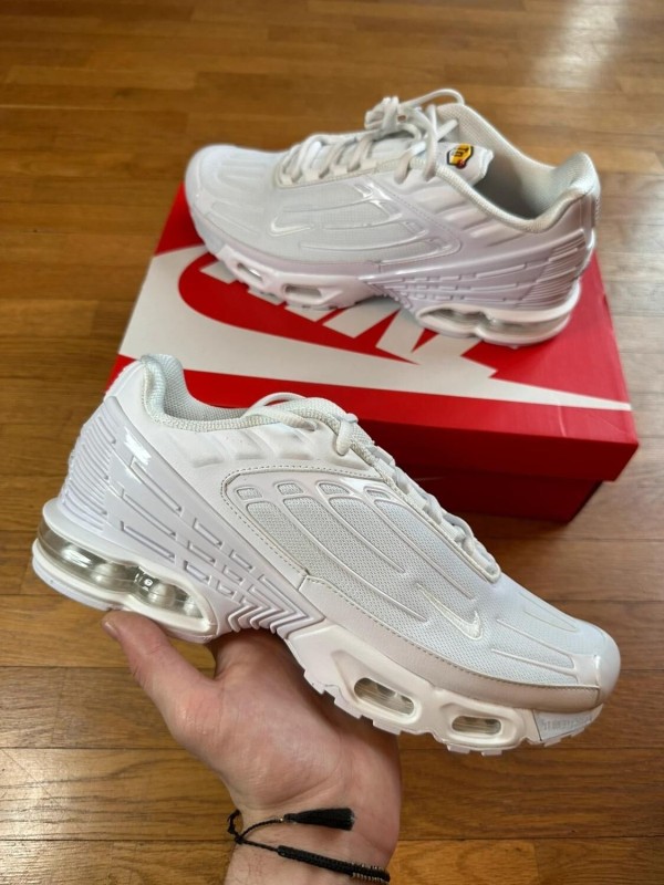 Nike air max Plus TN blanche tuned air sneakers triple white taille 43 neuve 2