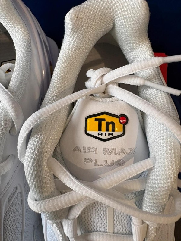 Nike air max plus 3 TN triple white 42 2