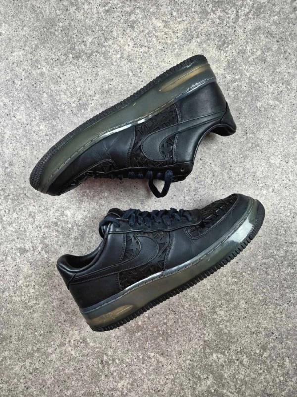 Nike air force One Supreme bird nest taille 43