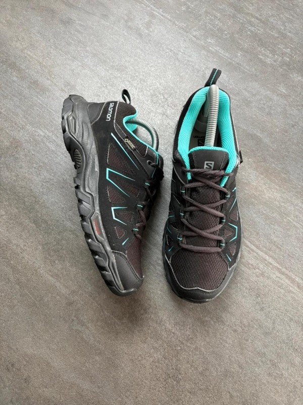 Chaussures de randonnée / marche Salomon tibai gore - tex / taille 38 2/3