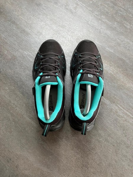 Chaussures de randonnée / marche Salomon tibai gore - tex / taille 38 2/3