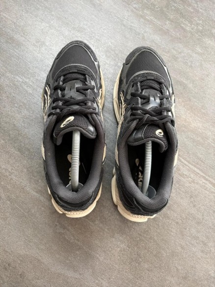Asics gel nyc black / beige - taille 44