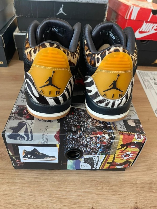Jordan 3 retro se animal instinct taille 42 neuve 2