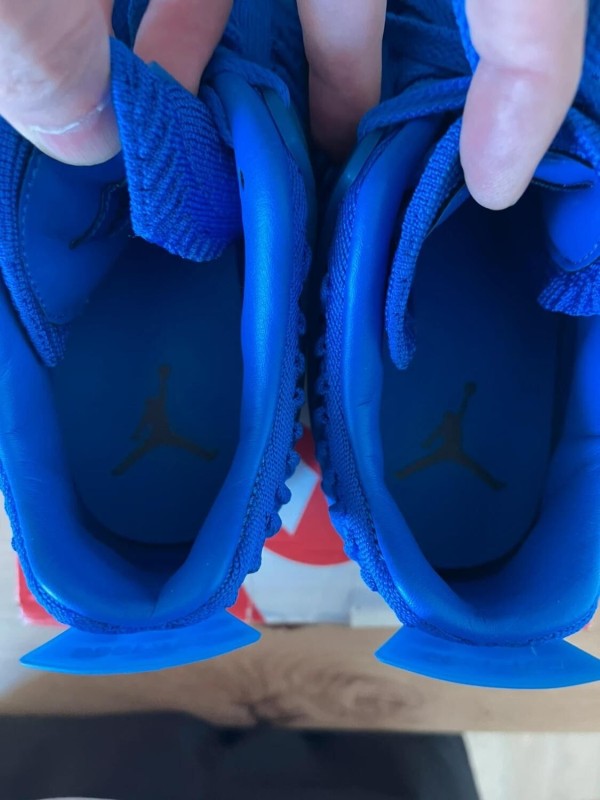 Jordan 4 IV Retro Flyknit royal blue taille 42 comme neuve 2
