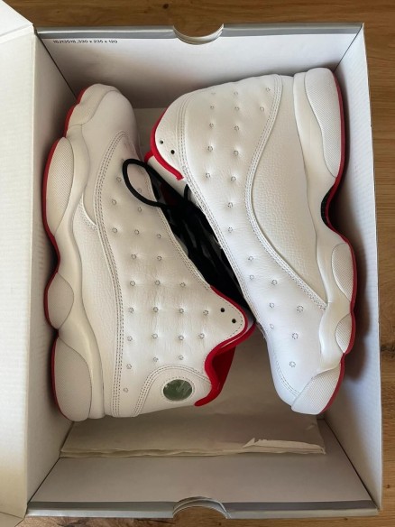 Jordan 13 XIII Retro History of flight taille 42 comme neuve