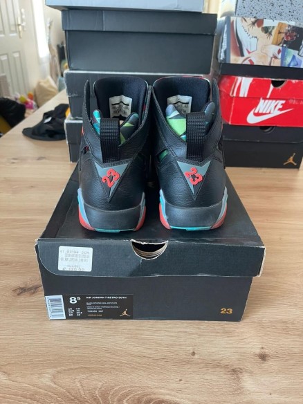 Jordan 7 VII Retro Barcelone taille 42 comme neuve