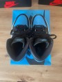Jordan 1 Retro University Blue taille 42 neuve
