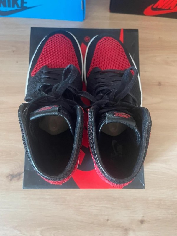Jordan 1 Retro flyknit bred taille 42 comme neuve 2